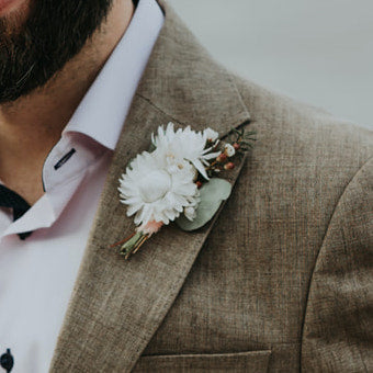 Boutonniere & Boutonniere