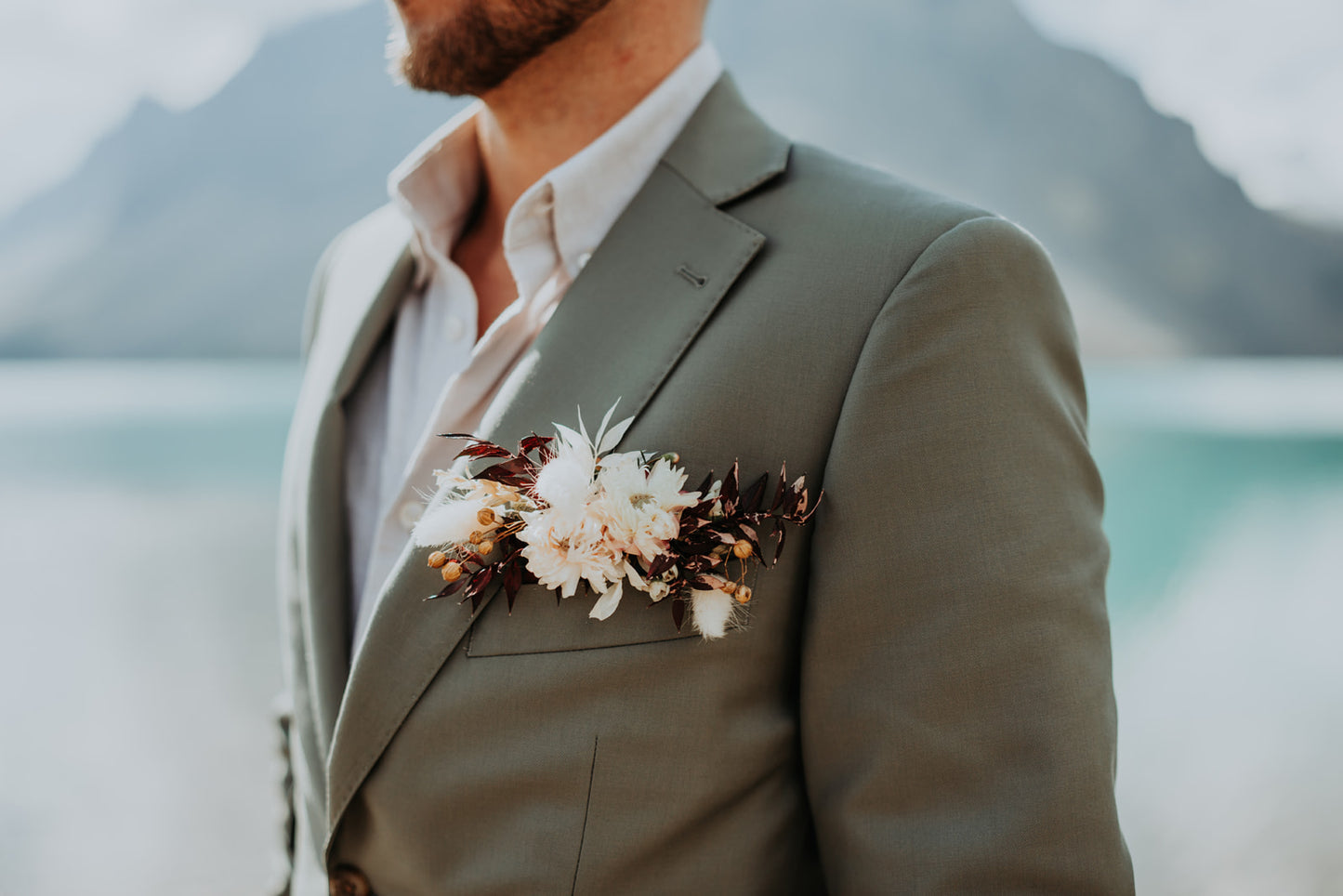 Boutonniere & Boutonniere